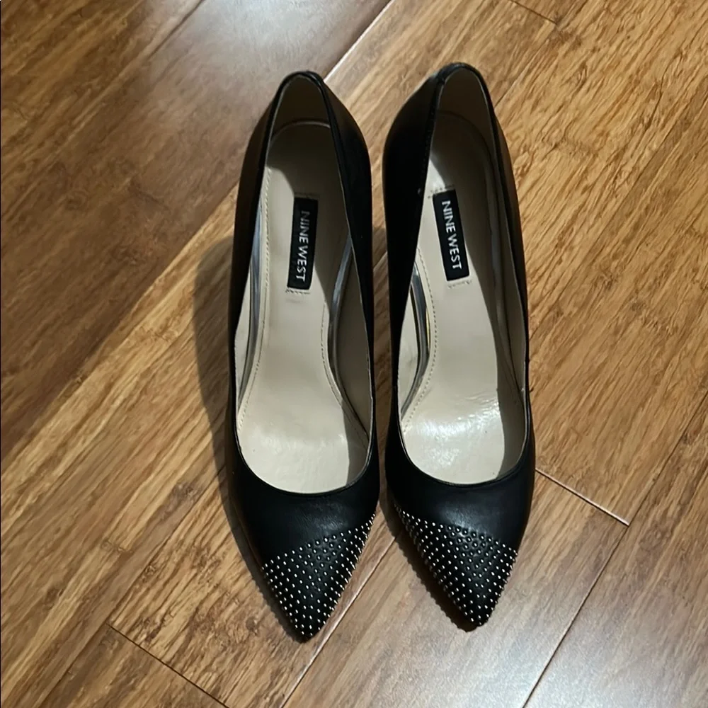 Nine West Black Heels Pointed Toe Classic Women’s Classic Pumps Size 8